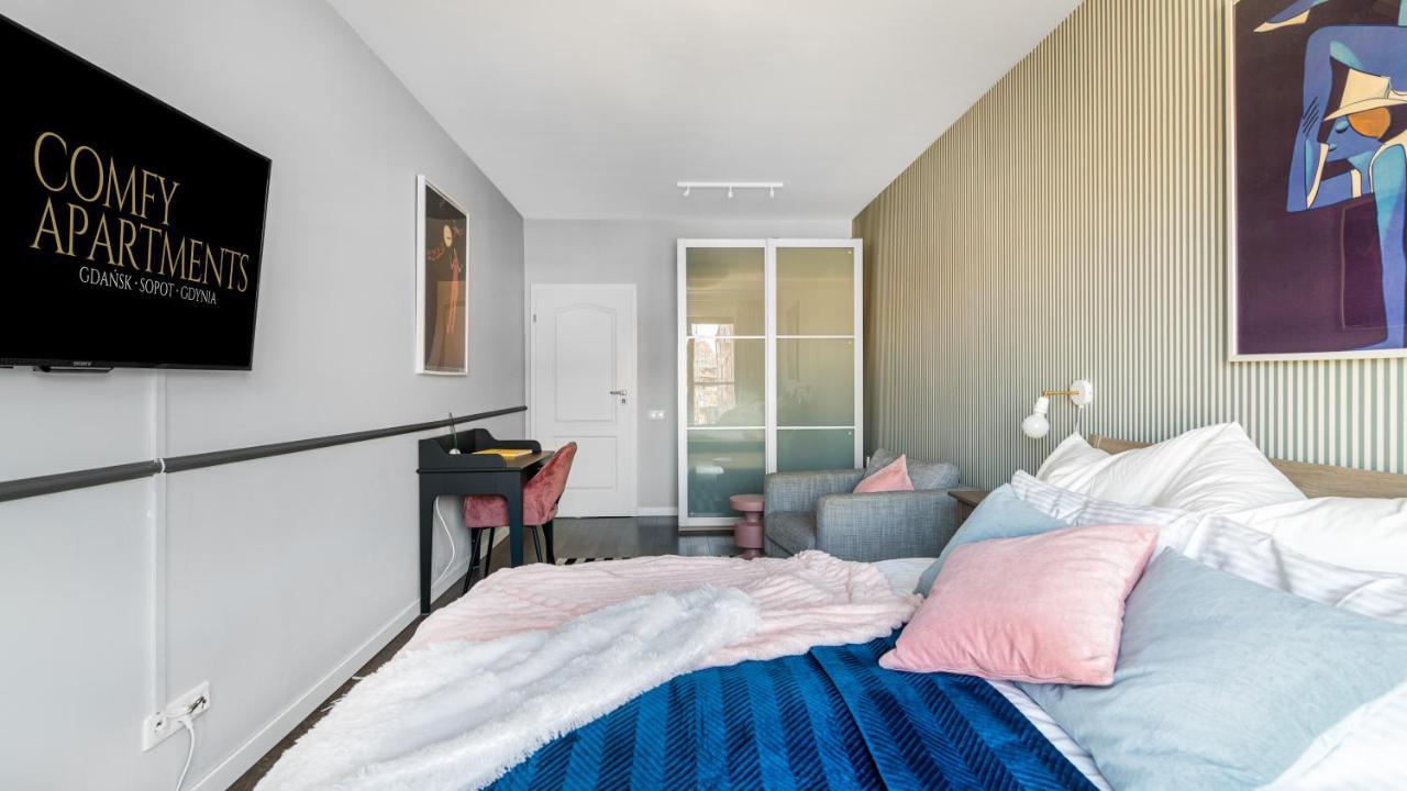 Waterlane W Oknami Na Rzeke - Marina View - Comfy Apartments Γκντανσκ Εξωτερικό φωτογραφία
