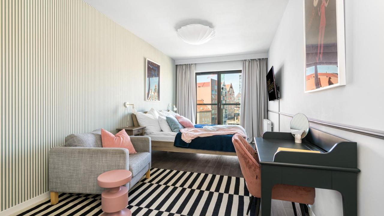 Waterlane W Oknami Na Rzeke - Marina View - Comfy Apartments Γκντανσκ Εξωτερικό φωτογραφία